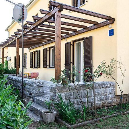 Apartment Marta Raša Exterior foto